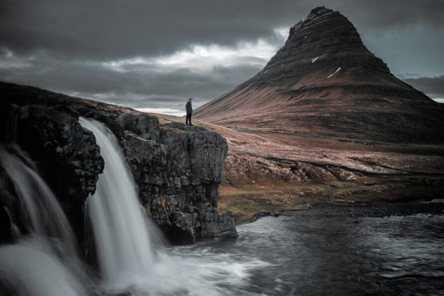 Icelandic Folklore and Legends from the Hrífunes Area