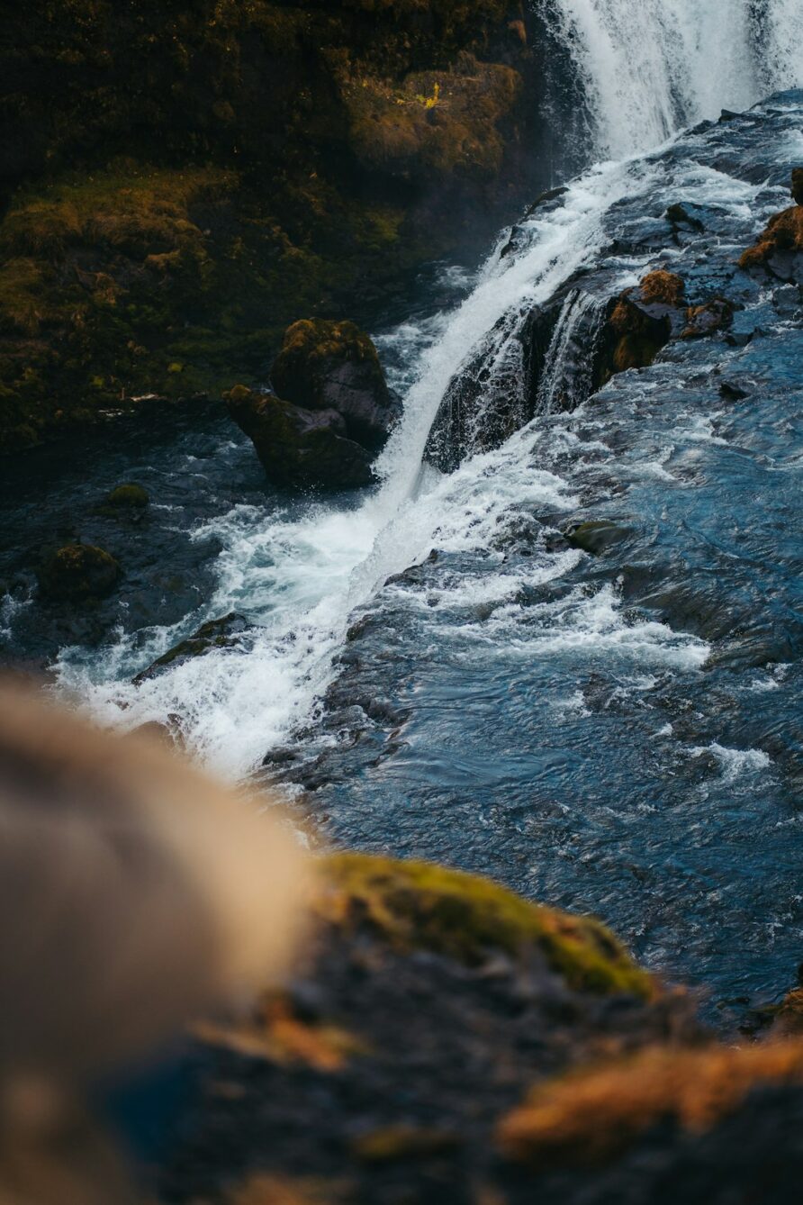Understanding Icelandic Manners