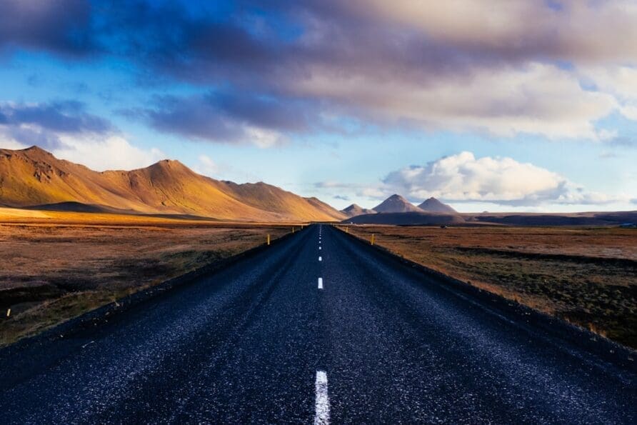 The Most Scenic Glacial and Ice Features in Iceland